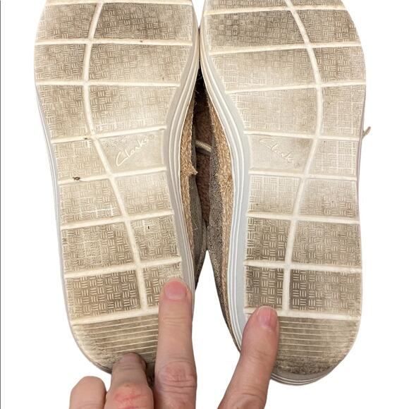 Clarks Ultimate Comfort Collection Women's 7.5 Metallic Sneaker - Picture 3 of 8